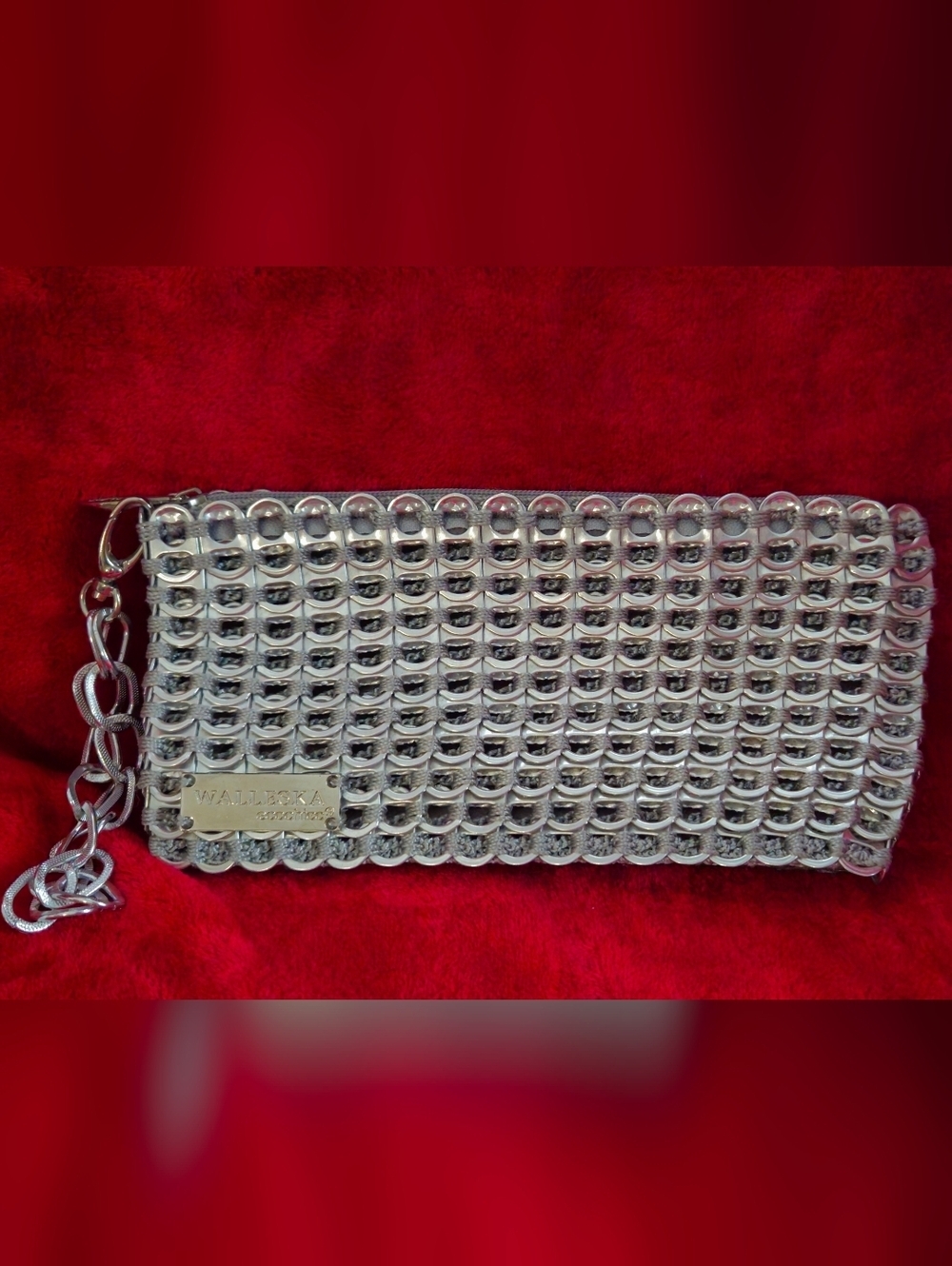 Walleska Ecochicc Pop Can Tab Silver Wristlet Clutch